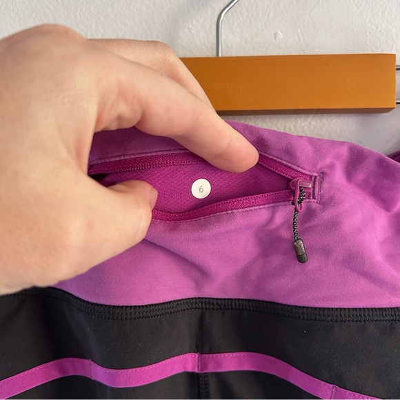 Lululemon run times shorts sz 6 - Picture 5 of 6